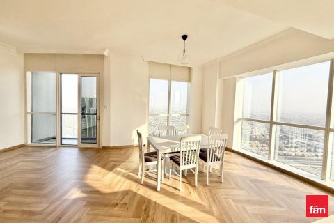 Снять в аренду квартиру в Дубае: 3 спальни, 222.7м², № 64338 - фото 7