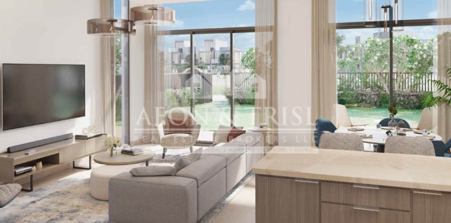 Adosado en Mudon, Dubai, 3 dormitorios, 218 m², № 61096