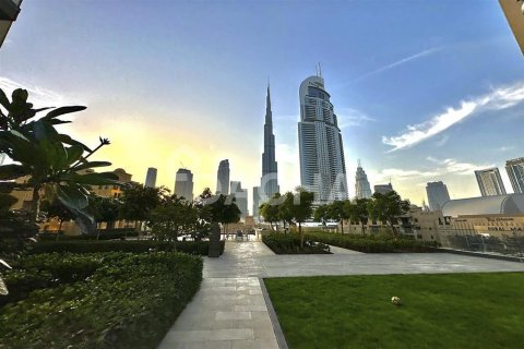 Apartment in Burj Royale, Downtown Dubai (Downtown Burj Dubai), Dubai 2 bedrooms, 92.1 sq.m. № 6812 - photo 12