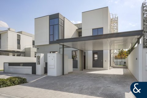 Вилла в Al Furjan, Дубай, 4 спальни, 522м², № 98724