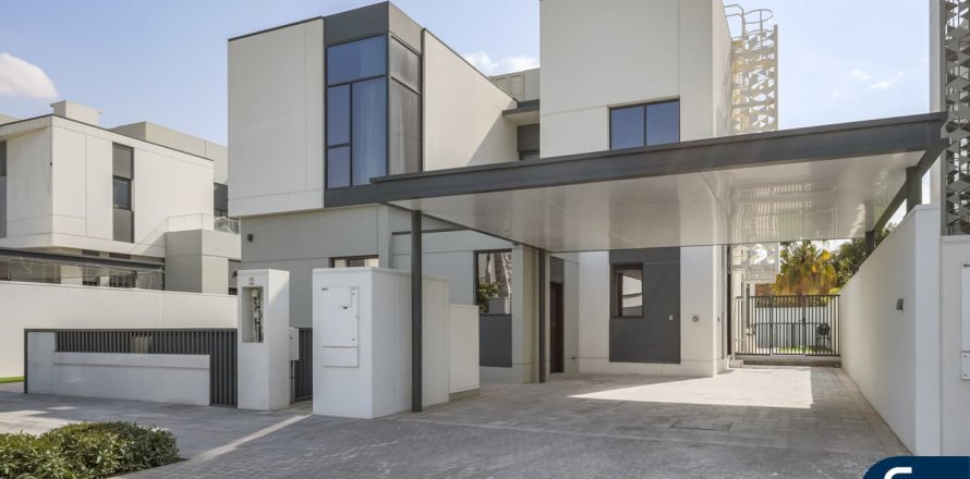 Вилла в Al Furjan, Дубай, 4 спальни, 522м², № 98724