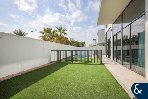 Снять в аренду виллу в Al Furjan, Дубай: 4 спальни, 522м², № 98724 - фото 4