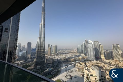 Apartment in Downtown Dubai (Downtown Burj Dubai), Dubai 3 bedrooms, 251 sq.m. № 75527 - photo 1