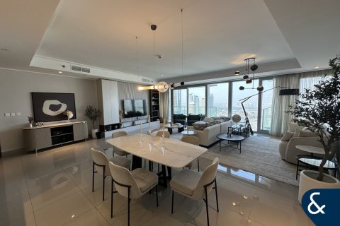 Apartment in Downtown Dubai (Downtown Burj Dubai), Dubai 3 bedrooms, 251 sq.m. № 75527 - photo 5