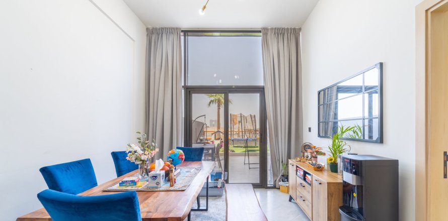Apartment in Al Jaddaf, Dubai 3 bedrooms, 186.5 sq.m. № 7998