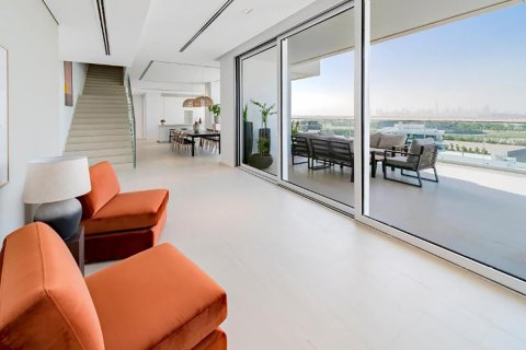 Купить квартиру в Аль-Барари, Дубай: 4 спальни, 786м², № 30068 - фото 1