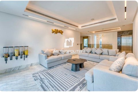 Villa in Signature Villas, Palm Jumeirah, Dubai 8 bedrooms, 795 sq.m. № 14763 - photo 1