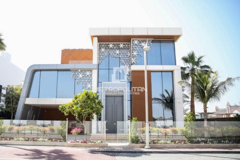 Villa in Signature Villas, Palm Jumeirah, Dubai 6 bedrooms, 1310 sq.m. № 14762 - photo 3