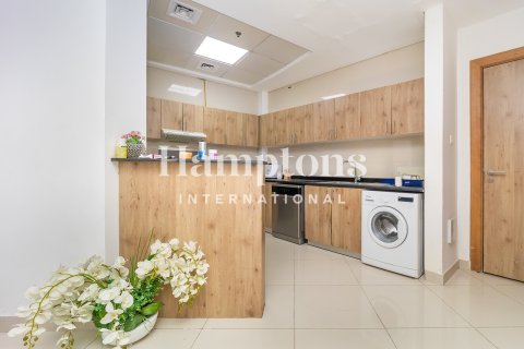 Apartamento en The Address Dubai Marina, Dubai Marina, Dubai, 1 dormitorio, 106.18812900 m², № 63179 - foto 2