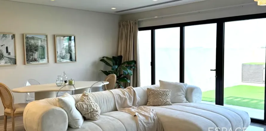 Adosado en DAMAC Hills (Akoya by DAMAC), Dubai, 4 dormitorios, 185 m², № 71043