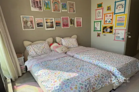 Adosado en DAMAC Hills (Akoya by DAMAC), Dubai, 4 dormitorios, 185 m², № 71043 - foto 4