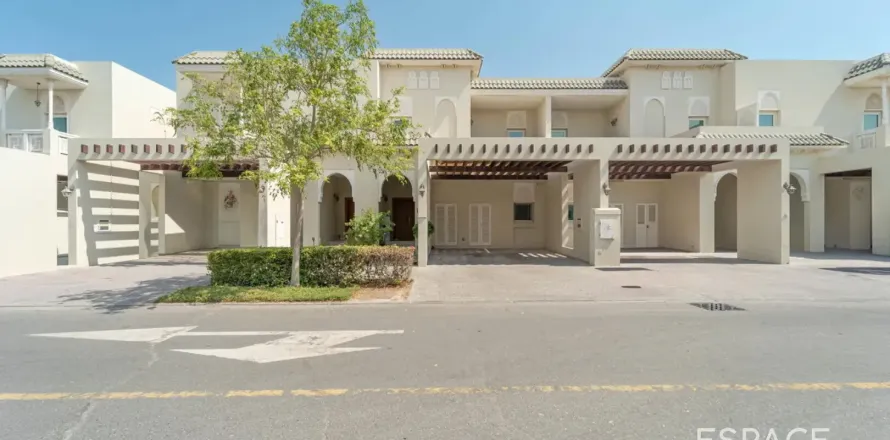 Adosado en Quortaj, Al Furjan, Dubai, 3 dormitorios, 283 m², № 71047