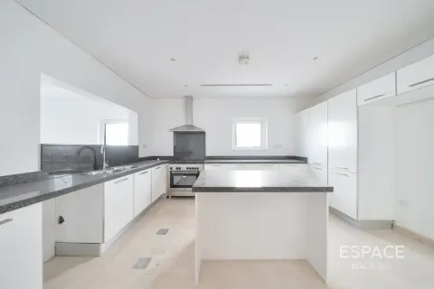 Townhouse in Quortaj, Al Furjan, Dubai 3 bedrooms, 283 sq.m. № 71047 - photo 7