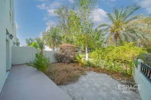 Townhouse in Quortaj, Al Furjan, Dubai 3 bedrooms, 283 sq.m. № 71047 - photo 19