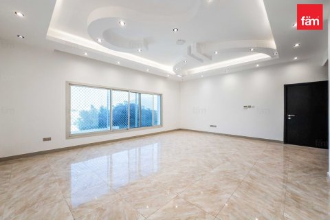 Villa en Al Barsha, Dubai, 5 dormitorios, 958.1 m², № 84208 - foto 14