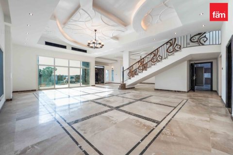 Villa en Al Barsha, Dubai, 5 dormitorios, 958.1 m², № 84208 - foto 12