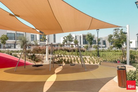 Adosado en Dubai, 3 dormitorios, 161 m², № 84197 - foto 13