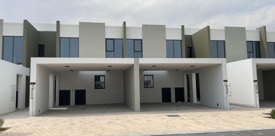 Adosado en Dubai, 3 dormitorios, 161 m², № 84197