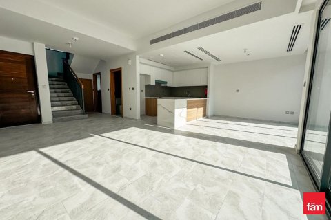 Adosado en Dubai, 3 dormitorios, 161 m², № 84197 - foto 2