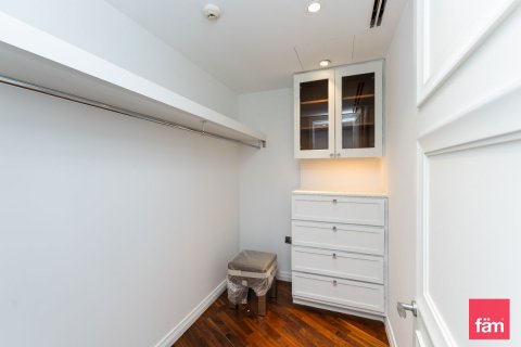 Снять в аренду квартиру в Даунтаун Дубай (Даунтаун Бурдж Дубай), Дубай: 2 спальни, 189.3м², № 71706 - фото 27