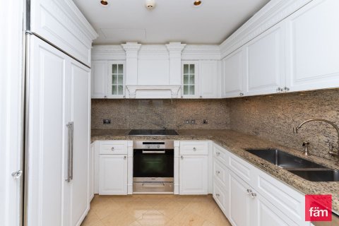 Снять в аренду квартиру в Даунтаун Дубай (Даунтаун Бурдж Дубай), Дубай: 2 спальни, 189.3м², № 71706 - фото 19