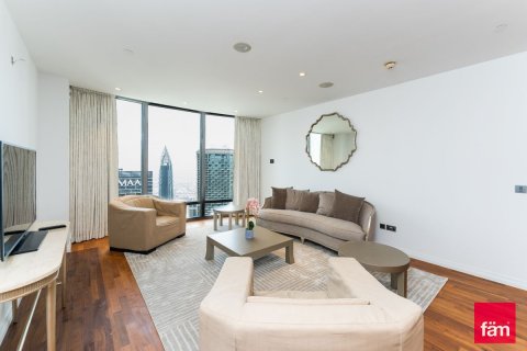 Снять в аренду квартиру в Даунтаун Дубай (Даунтаун Бурдж Дубай), Дубай: 2 спальни, 189.3м², № 71706 - фото 2