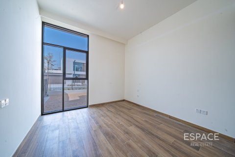 Villa en Al Furjan, Dubai, 4 dormitorios, 386 m², № 62181 - foto 4