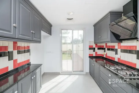 Villa en The Springs, Dubai, 2 dormitorios, 167 m², № 62183 - foto 6