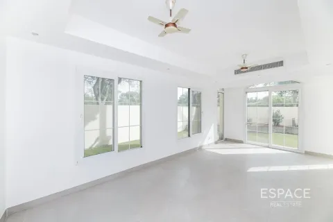 Villa en The Springs, Dubai, 2 dormitorios, 167 m², № 62183 - foto 3
