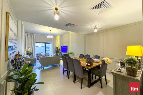 Купить виллу в Дубае: 3 спальни, 214.1м², № 77874 - фото 4