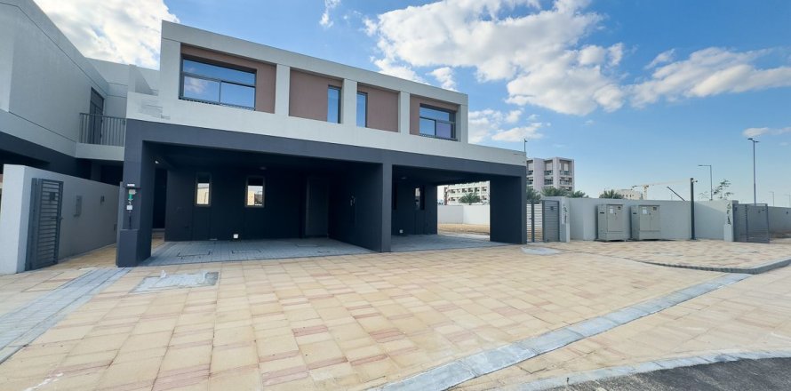 Villa in Dubai 3 bedrooms, 214.1 sq.m. № 77874