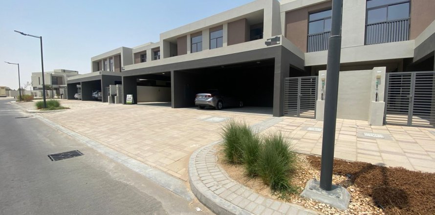 Villa in Dubai 4 bedrooms, 252 sq.m. № 50638