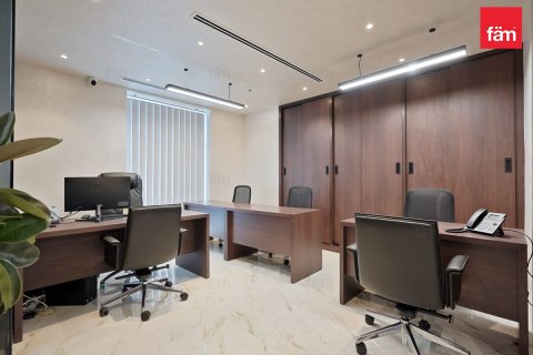 Oficina en Sheikh Zayed Road, Dubai, 131.4 m², № 96416 - foto 5