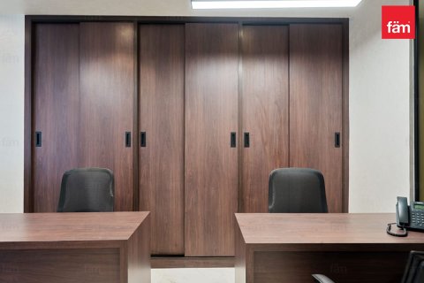 Oficina en Sheikh Zayed Road, Dubai, 131.4 m², № 96416 - foto 9