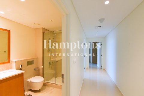 Apartment in Downtown Dubai (Downtown Burj Dubai), Dubai 3 bedrooms, 184.13374600 sq.m. № 114674 - photo 16