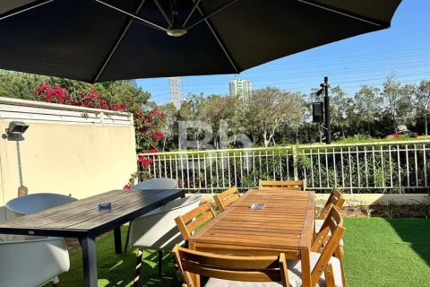 Villa in The Springs, Dubai 2 bedrooms, 173 sq.m. № 24867 - photo 8