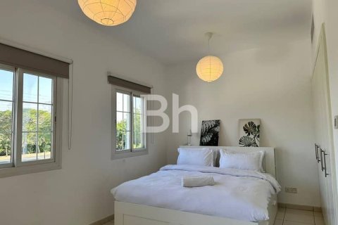 Villa in The Springs, Dubai 2 bedrooms, 173 sq.m. № 24867 - photo 15