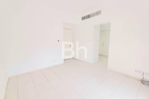 Villa in The Springs, Dubai 2 bedrooms, 253 sq.m. № 24870 - photo 8