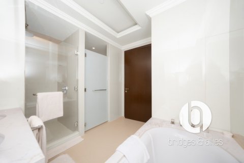 Apartment in Downtown Dubai (Downtown Burj Dubai), Dubai 2 bedrooms, 147 sq.m. № 98090 - photo 7