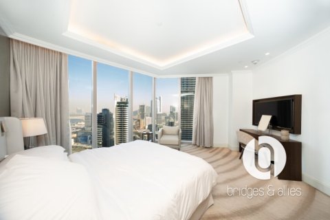 Apartment in Downtown Dubai (Downtown Burj Dubai), Dubai 2 bedrooms, 147 sq.m. № 98090 - photo 4