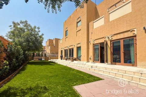 Villa à Al Furjan, Dubai, 5 chambres, 600 m², № 98075 - photo 16