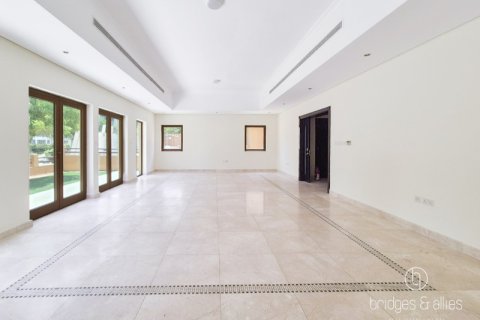 Villa à Al Furjan, Dubai, 5 chambres, 600 m², № 98075 - photo 2