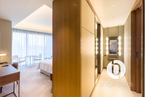 Apartment in Downtown Dubai (Downtown Burj Dubai), Dubai 3 bedrooms, 145 sq.m. № 98076 - photo 7