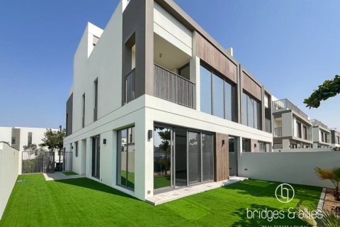 Villa à Tilal Al Ghaf, Dubai, 4 chambres, 235 m², № 98093
