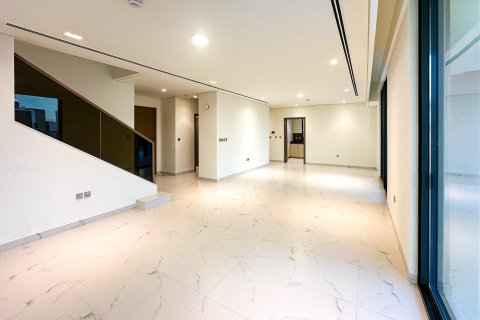 Купить виллу в Arabian Ranches 3, Дубай: 5 спален, 470.65м², № 137993 - фото 15