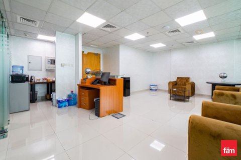 Снять в аренду офис в Бизнес-Бэе, Дубай: 79м², № 90623 - фото 4