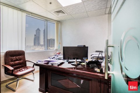 Офис в Бизнес-Бэе, Дубай, 79м², № 90623