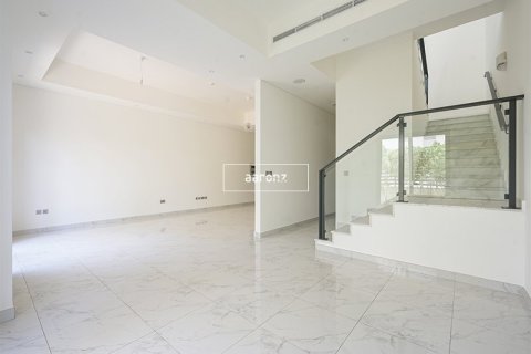 Townhouse in Al Furjan, Dubai 3 bedrooms, 222.7 sq.m. № 46539 - photo 3