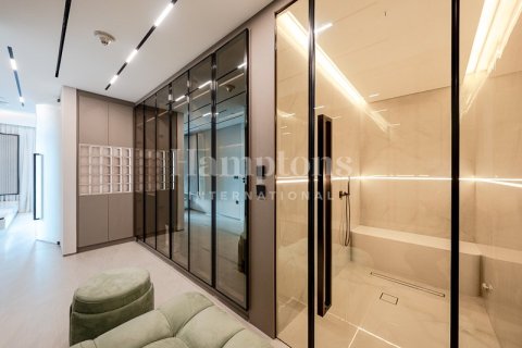 Снять в аренду квартиру в The Hills A, The Hills, Дубай: 3 спальни, 193.05243400м², № 12797 - фото 1