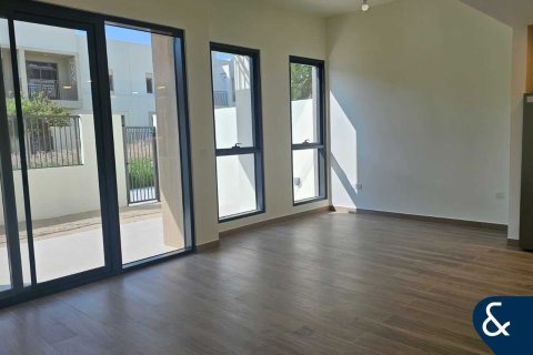 Apartamento en Town Square, Dubai, 3 dormitorios, 216 m², № 78579 - foto 5